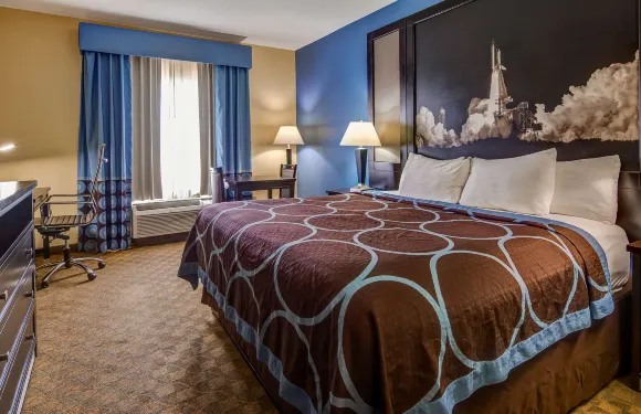 阿爾文貝斯特韋斯特SureStay Plus酒店