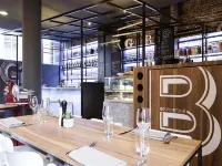 Novotel Gent Centrum - С баром