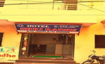 Hotel Shri Radhe
