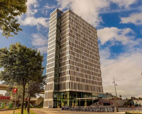 Postillion Hotel Amsterdam Hotels near AMOLF