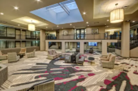 DoubleTree by Hilton Decatur Riverfront Hotels in Decatur