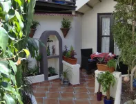 Mediterranean Holiday Home with Small Patio-Terrace Hôtels à proximité de : El Drago Milenario