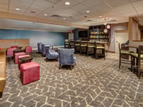 DoubleTree by Hilton Decatur Riverfront Hotels in Decatur