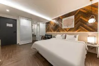 Jinju Brown Dot Jinjuseong Branch Hotels near Jinyang Lake