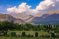 Hunza Serena Hotel Hôtels à : Karimabad