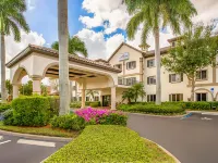 Hawthorn Extended Stay by Wyndham Naples ネープルズのホテル