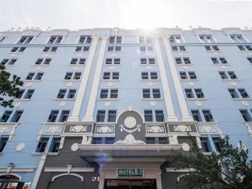 Hotel 81 Premier Star