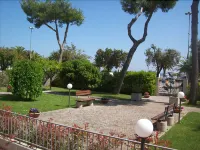 Hotel Sole Các khách sạn gần Porto di Giulianova