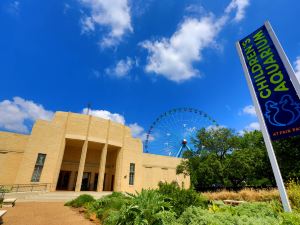 Courtyard Dallas Medical/Market Center