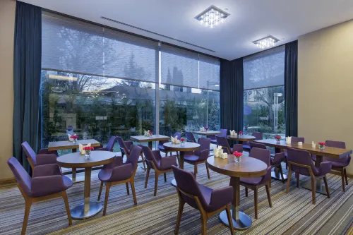 Hampton by Hilton Istanbul Atakoy - Tiny Houses