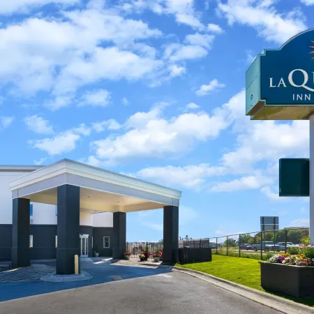La Quinta Inn & Suites by Wyndham Helena