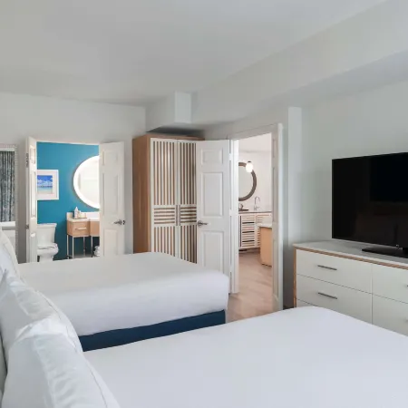 DoubleTree Suites by Hilton Naples