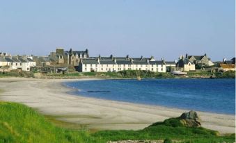 Quaint and Quirky Cottage in Port Ellen