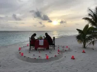 Beach Veli Hotels in Ukulhas