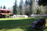 Pioneer Inn by the River Hotels near Port Hardy Museum