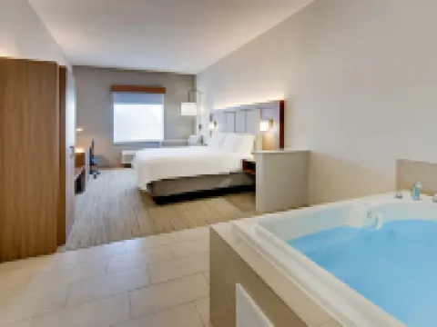 Holiday Inn Express & Suites Weatherford by IHG Hôtels à : Weatherford