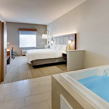 Holiday Inn Express & Suites Weatherford by IHG Отели в г. Вэзерфорд