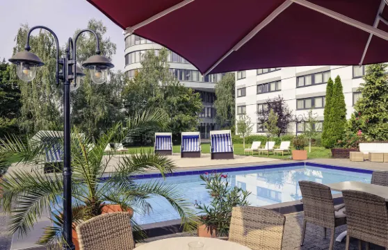 法蘭克福埃施伯恩東部美居酒店