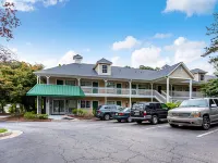 HomeTowne Studios by Red Roof Atlanta – Lawrenceville Hotels in Lawrenceville