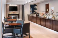 Residence Inn Bethesda Downtown - Breakfast