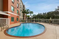 Holiday Inn Express & Suites PEMBROKE PINES-SHERIDAN ST by IHG - Family