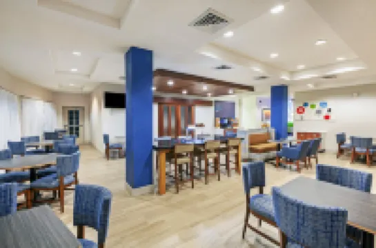 Holiday Inn Express & Suites JASPER by IHG Hotel di Yasper