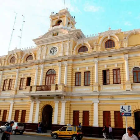 Zentra Hotel