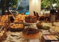 Comfort Suites Flamboyant Goiânia - Morgenmad