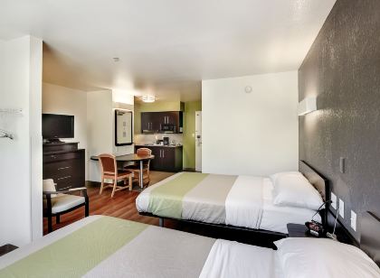 Studio 6 East Brunswick, NJ - NYC Area