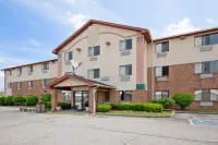 Days Inn by Wyndham Portage 波蒂奇住宿飯店