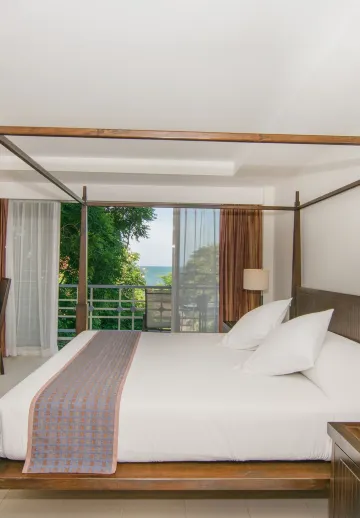 ห้องสวีท พร้อมระเบียง