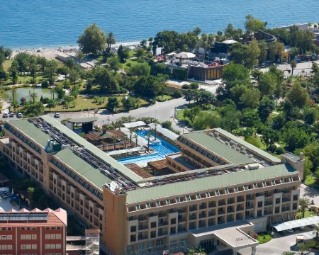 Crystal de Luxe Resort & Spa - All Inclusive Hotels in Kemer