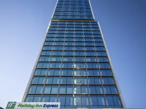 홀리데이 인 익스프레스 오클랜드 시티 센터 바이 IHG
