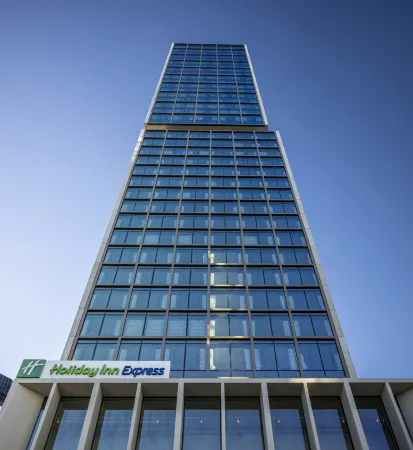 Holiday Inn Express Auckland City Centre Отели рядом с достопримечательностью «Уан Три Хилл»