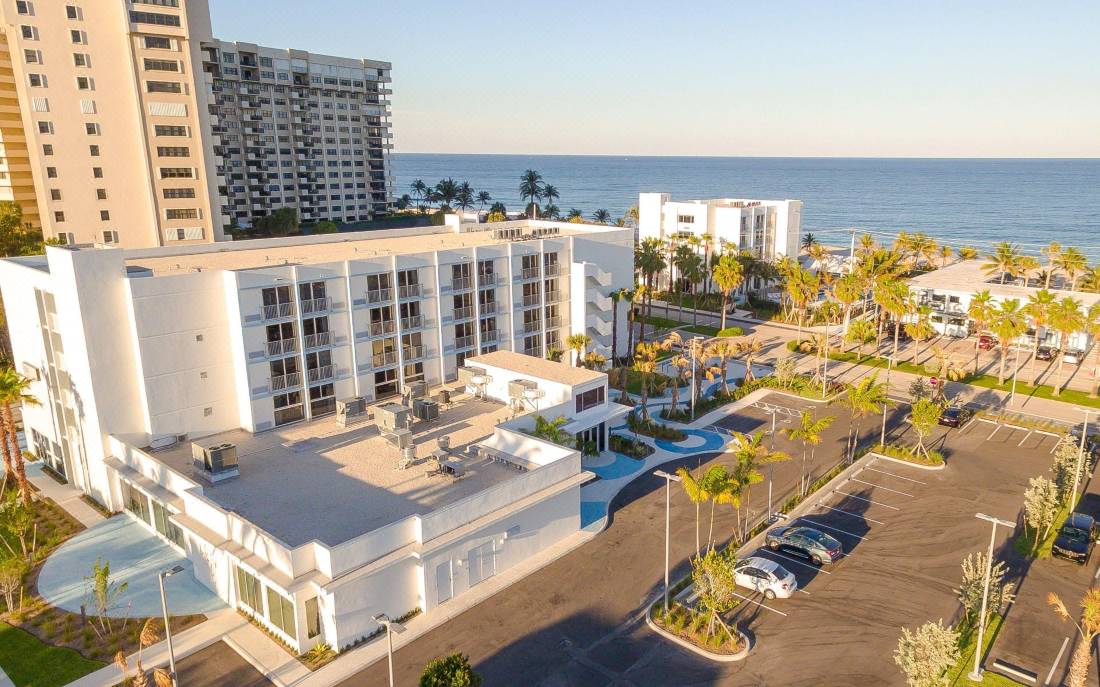 plunge beach hotel resort fee