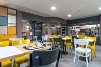 B&B Hotel Chateauroux Aéroport - 2 - petit déjeuner