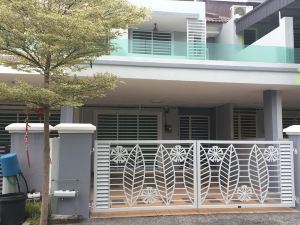 Ipoh Paradise Homestay Station 18