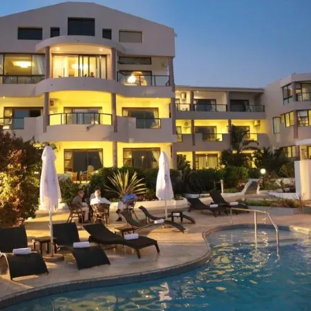 Misty Waves Boutique Hotel