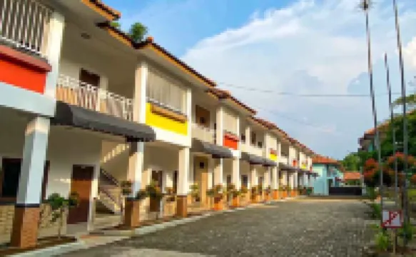 Hotel New Puri Ayu Hotels in Bungursari