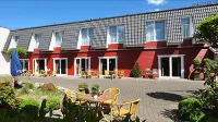 Hotel am Schlosspark Garni Hotels near Lidl