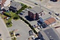 Rhea's Inn by the Sea - parking