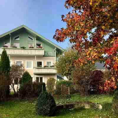 Gartenhotel Salzach Hotel Exterior