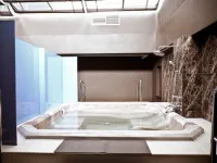 S15 Sukhumvit Hotel - Hot Springs