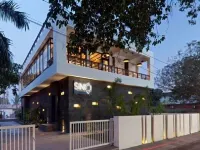 Sinq Party Hotel - No Male Stags Allowed
