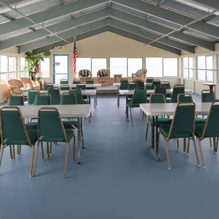 Edgewater Inn and Suites