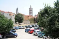 Silver & Gold Luxury Rooms Hotels in Preko