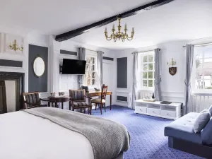 Salford Hall Hotel