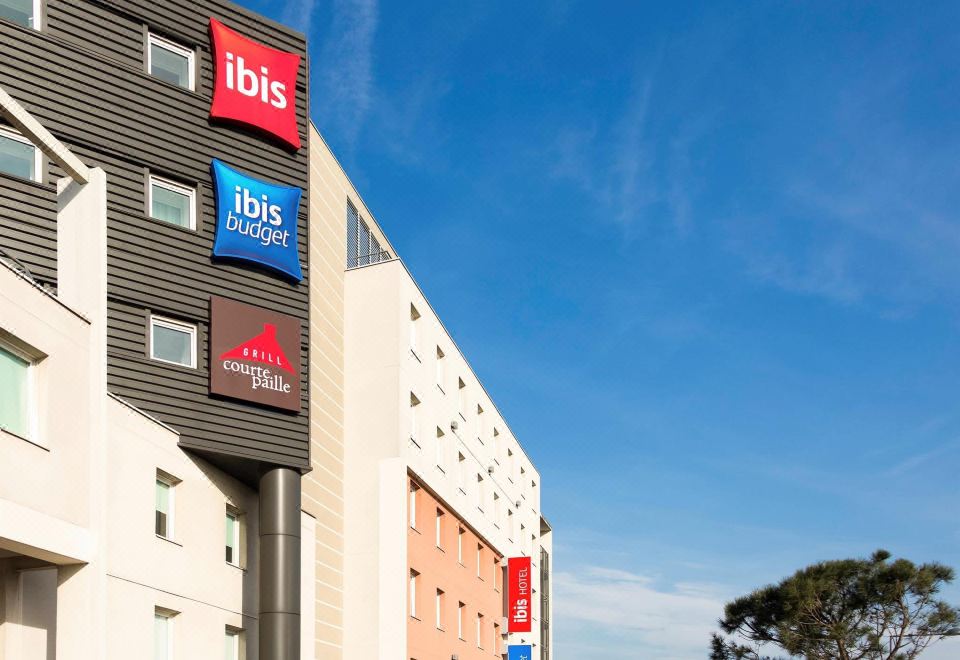 Hôtel Ibis Orly Chevilly Tram 7-Chevilly-Larue Updated 2023 Room  Price-Reviews & Deals | Trip.com