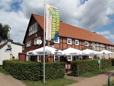 Zur Wildgans Hotel a Kladen