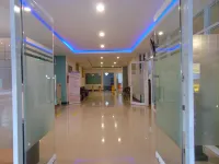 Arya Hotel Syariah Majalengka Hotels in Kadipaten